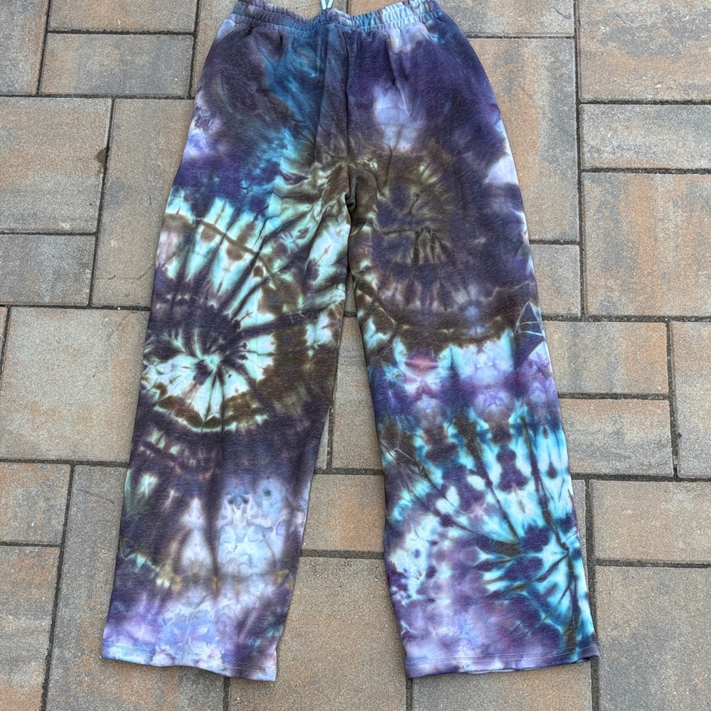 Tie-Dye Sweatpants - Picture 5 of 6